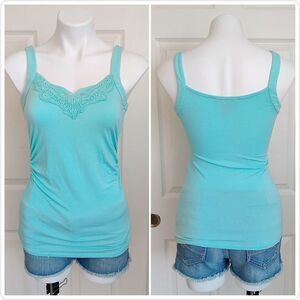 White House Black Market crochet trim gathered tank top XS